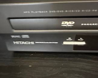 Hitachi VM-D800 DVD VHS Combo Player