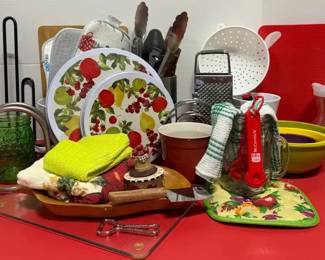 Collection Of Kitchen Items