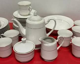 Royal Majestic Dishes