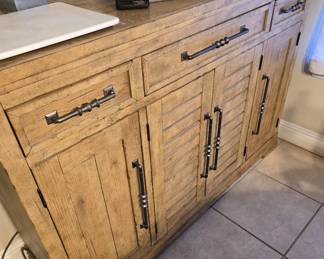 Solid wood sideboard