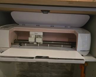 Cricut cutting machine