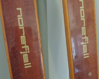 Pair vintage cross country skis w/poles  Norefjell Bonna