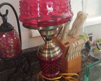 Red hob nail elect lamp