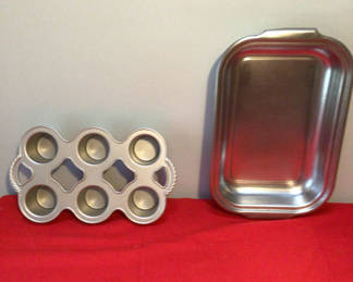 Lot 38: Nordic Ware Popover Pan and Rectangular Sheet Pan