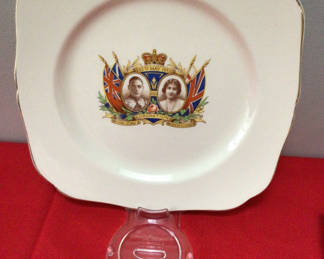 Lot 56: Decorative commemorative plate with crest and flags
