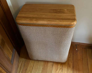 Lot 222: Wood-lidded wicker laundry hamper