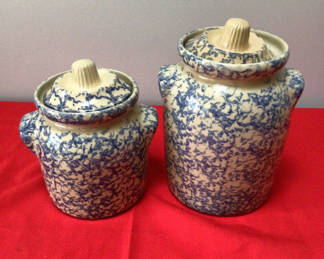 Lot 4: Blue-and-White Lidded Ceramic Jars (Set of Two)