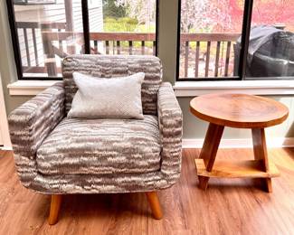 Ivory, browns & tan arm chair with wood legs