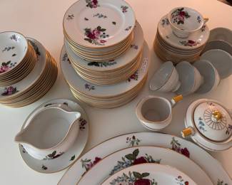 H & C Heinrich china, 76 piece set