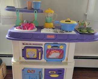 Fisher Price kids play kitchen & accessories