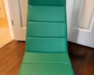 Gaming chair