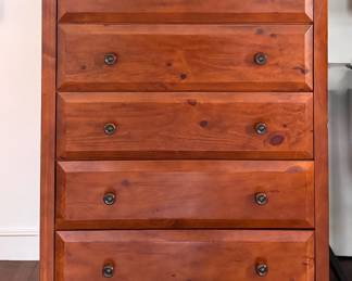5 drawer chest by Tradewins