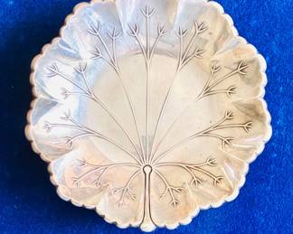 Vintage Webster .925  Sterling Silver Lily Pad Tray