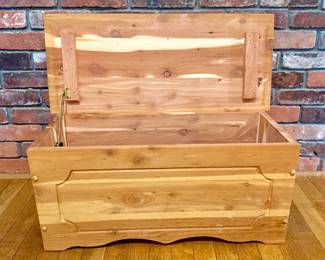 Small Cedar Chest, excellent condition 