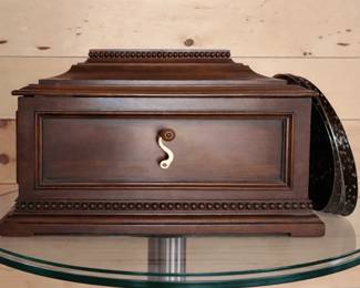 Thorens Edelweiss II Music Box With Discs