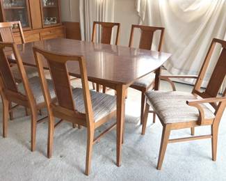 Basic Witz Mid Century Modern Dining Table and Chairs