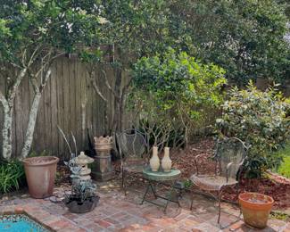 outdoor seating and decor