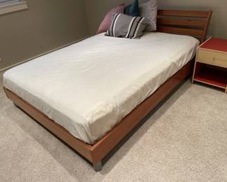 Cherry wood Queen size bed