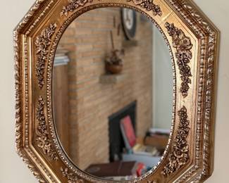 Elegant gilded mirror