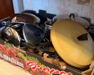 Vintage lids for cookware