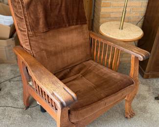 Arts and crafts vintage arm chair