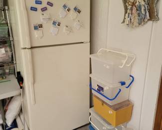 GE Refrigerator 