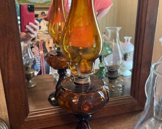 Amber Heart Oil Lamp