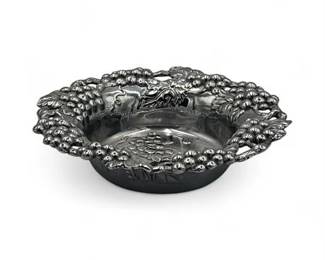 Lot 337  Arthur Court 1995 Cast Aluminum Grape  Vine Pattern Bowl