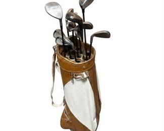 Lot 397  Golf Club Set in MacGregor Jack Nicklaus Bag