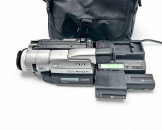Lot 346  Sony Handycam DCRTRV310 Classic Digital8 Camcorder