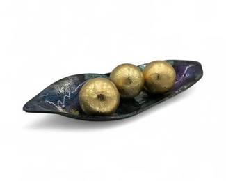 Lot 377  Tabletop Centerpiece Decorative Tray With Three Gold Balls
