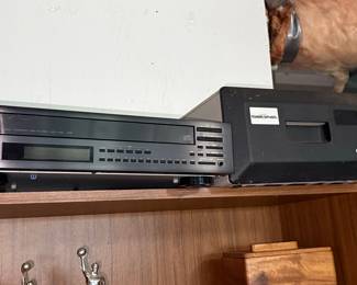 Yamaha CDC-705 Natural Sound Compact Disc Player