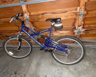 Marin Shoreline Trail Full Suspension Mountain Bike