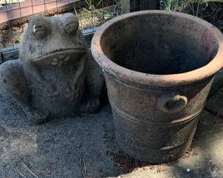 Terracotta Frog Statue and Planter Pot