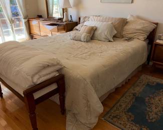 Mid-Century Modern Style Bedroom Set