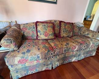Highland House Sofa & Loveseat