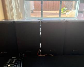 Pioneer speakerz