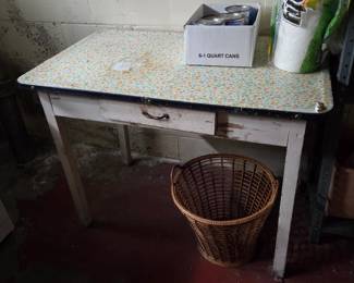 Enamel top table