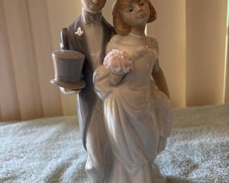 "Wedding Bells" 6164, Lladro Collection with Original Boxes