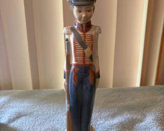 "At Attention" Soldier 5407, Lladro Collection with Original Boxes