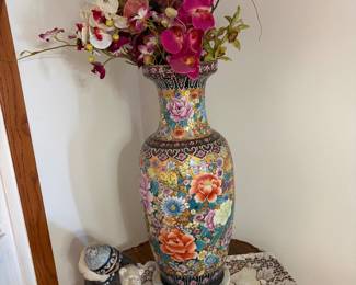 Asian, Chinese, Japanese:  Vases, Ginger Jars and Figurines