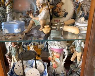 Asian, Chinese, Japanese  Figuirines