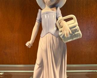 "Tailor Made" 6489, Lladro Collection with Original Boxes