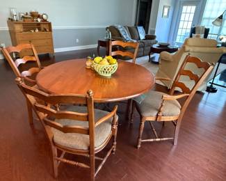 Iron Pedestal cherry dining table with 4 chairs 
