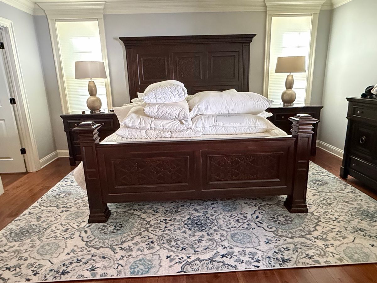 Drexel Heritage Belle Aire Collection King Bed