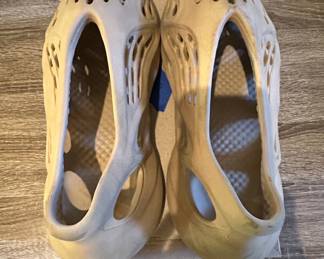 Adidas Yeezy Foam Runner