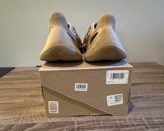 Adidas Yeezy Foam Runner