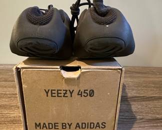 Adidas Yeezy 450 "Utility Black"