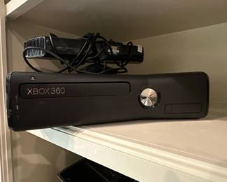 Microsoft Xbox 360 Console with Kinect and Controllers