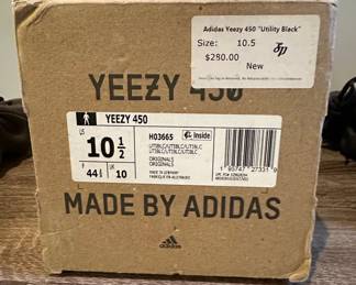 Adidas Yeezy 450 "Utility Black"